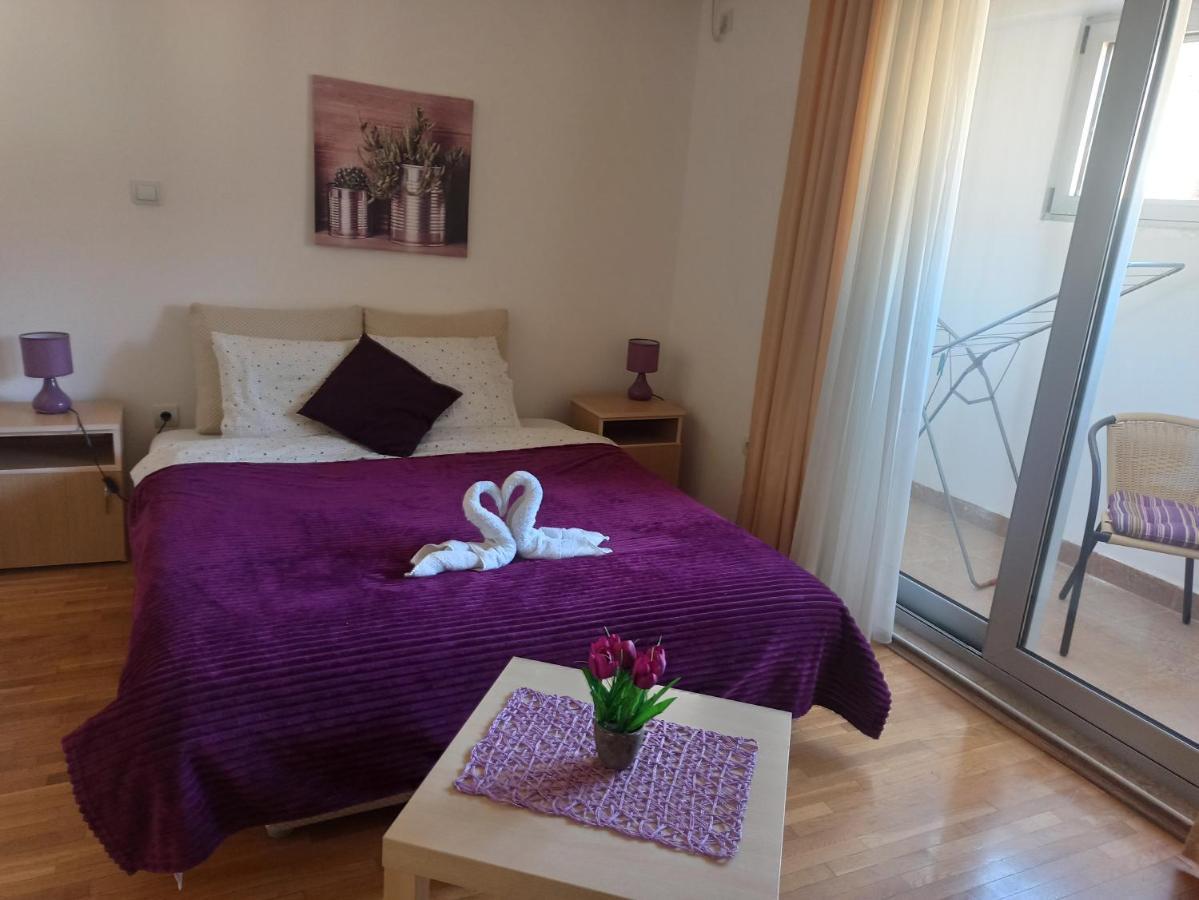 Apartments Mitende Budva Ngoại thất bức ảnh
