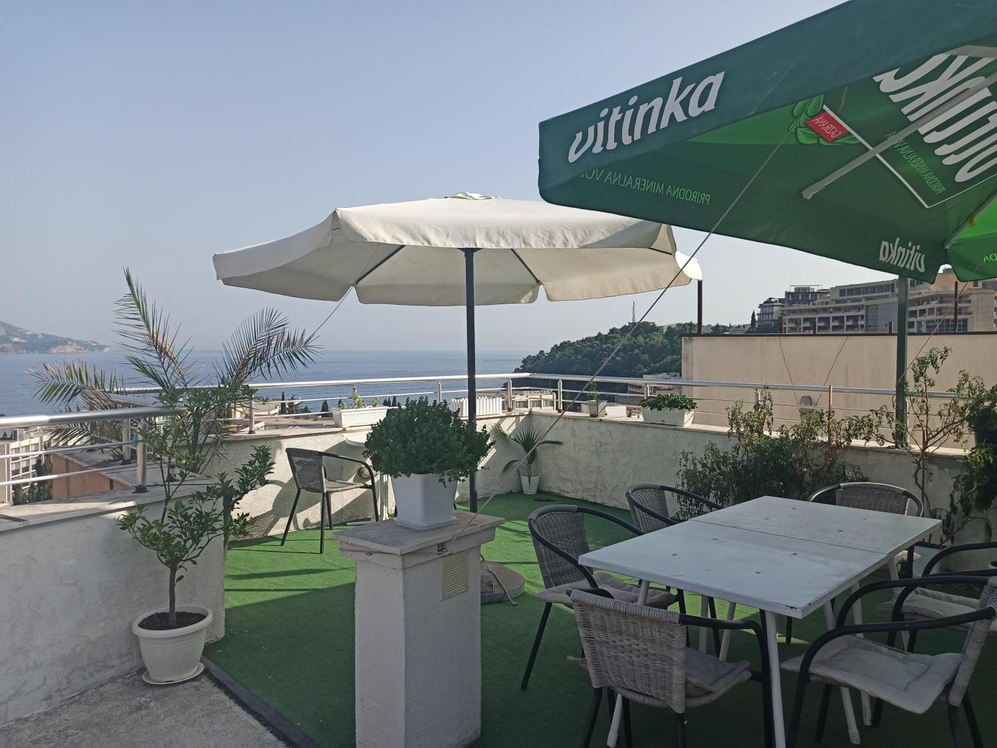 Apartments Mitende Budva Ngoại thất bức ảnh