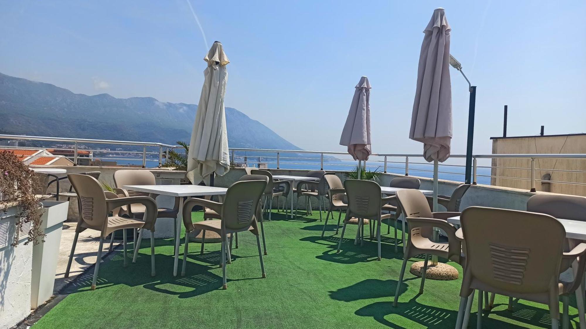 Apartments Mitende Budva Ngoại thất bức ảnh