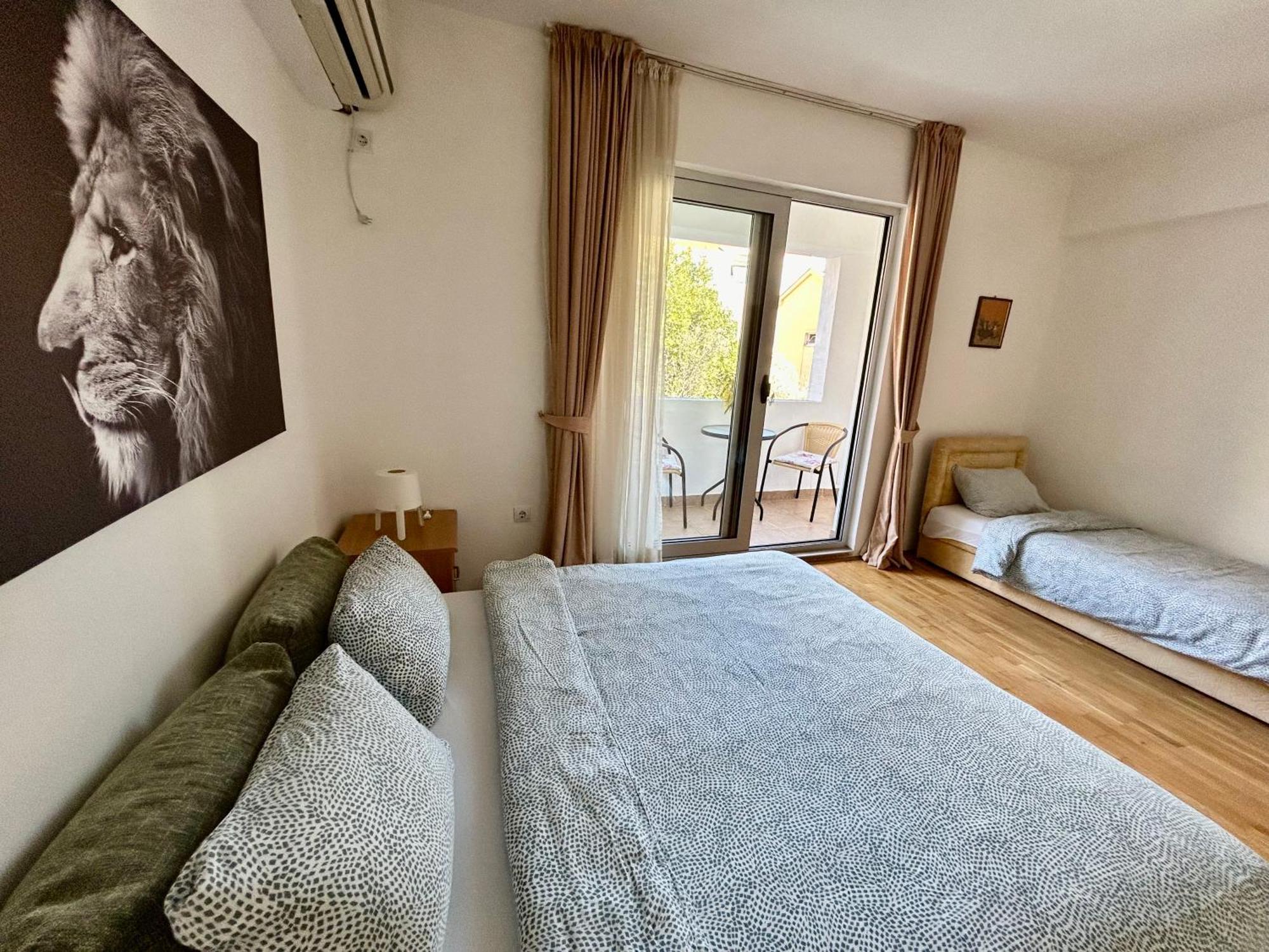 Apartments Mitende Budva Ngoại thất bức ảnh