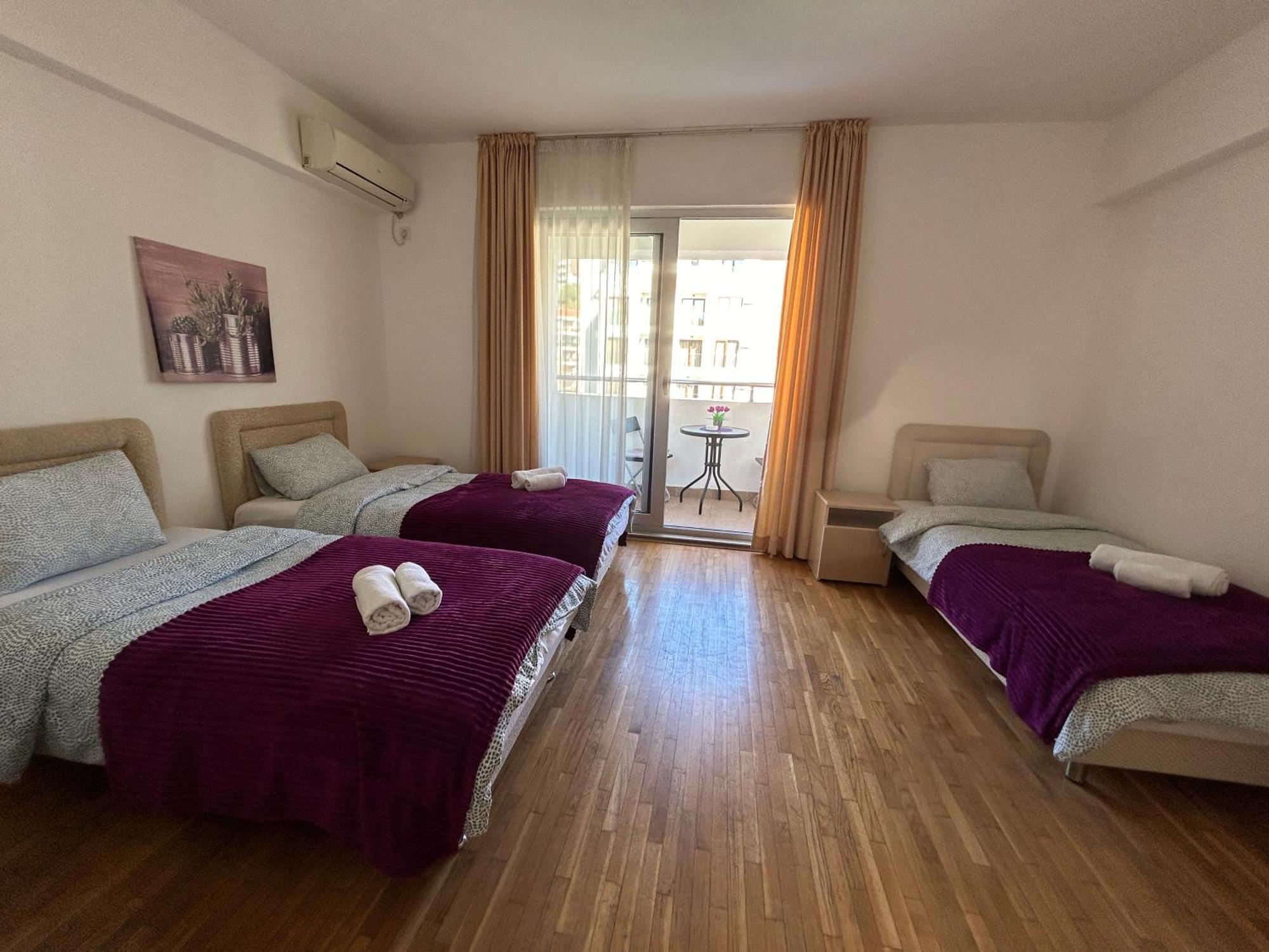 Apartments Mitende Budva Ngoại thất bức ảnh