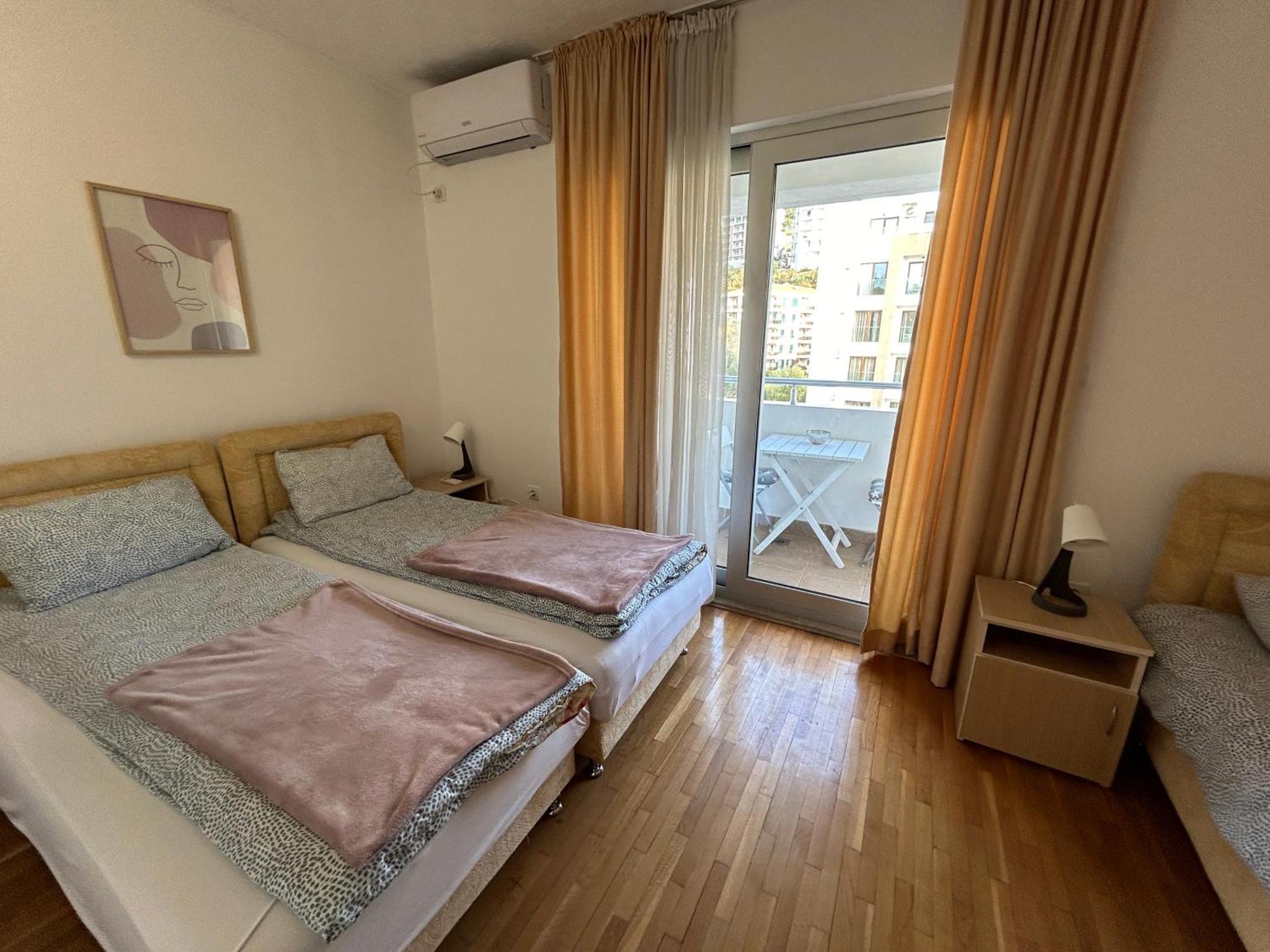 Apartments Mitende Budva Ngoại thất bức ảnh